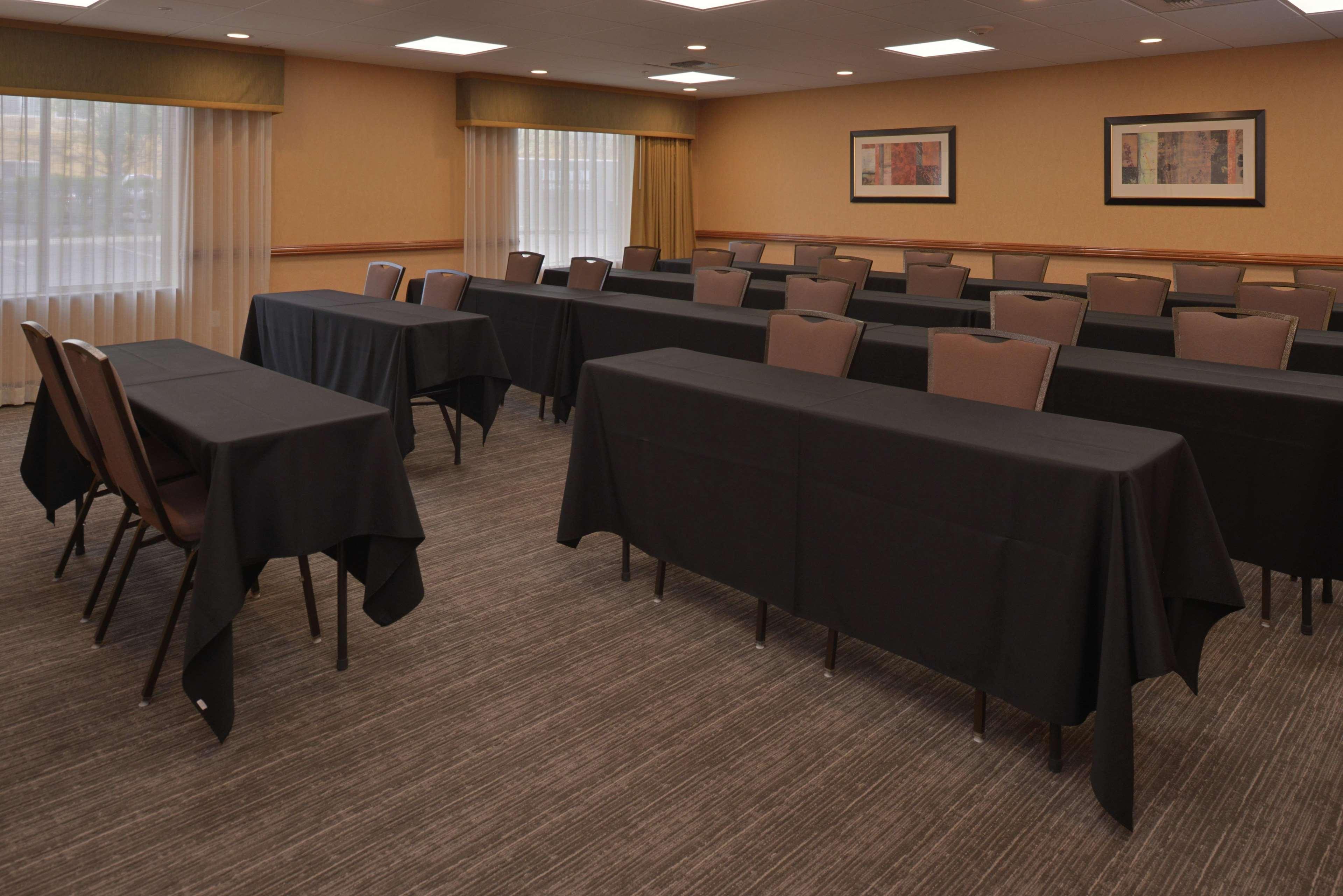 Hampton Inn And Suites Bakersfield North-Airport Buitenkant foto