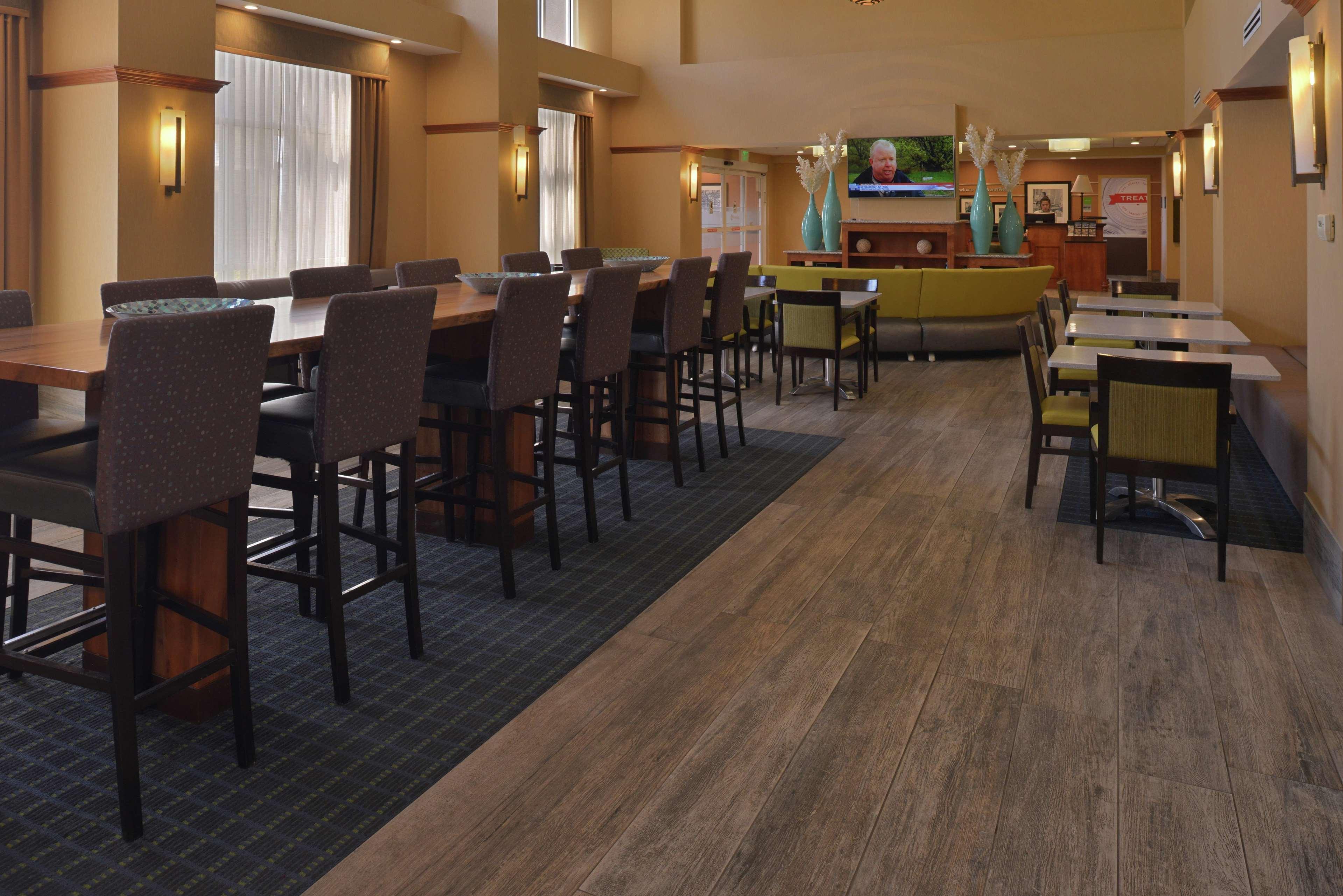 Hampton Inn And Suites Bakersfield North-Airport Buitenkant foto