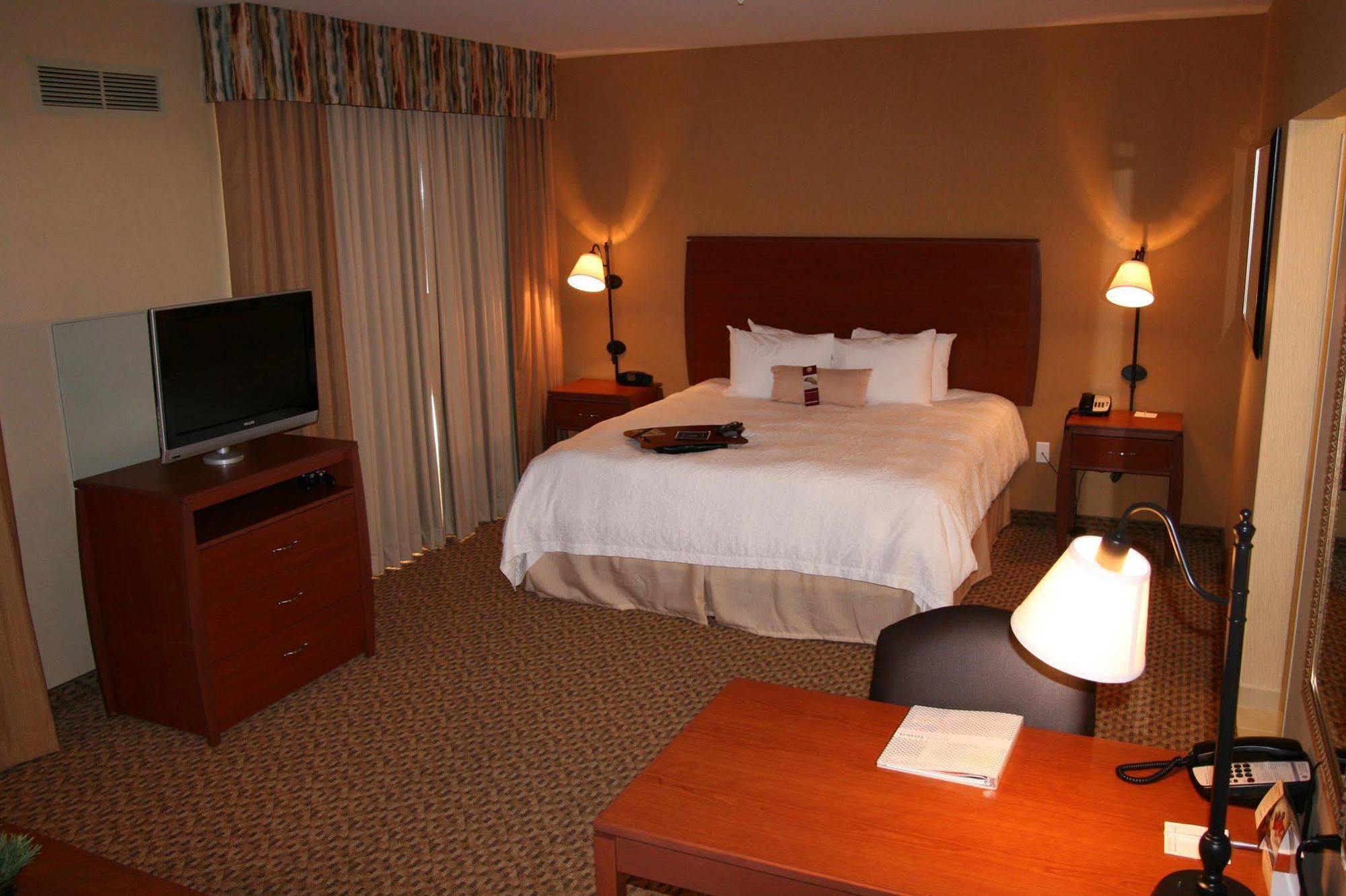 Hampton Inn And Suites Bakersfield North-Airport Kamer foto